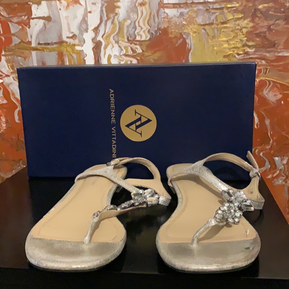 Thong sandals